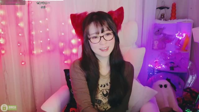 Gallery image thumbnail from meows's myfreecams stream on, 10/20/2024, 05:15 image 14 of 20