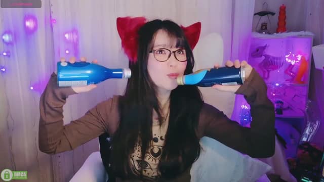 Gallery image thumbnail from meows's myfreecams stream on, 10/20/2024, 05:15 image 9 of 20