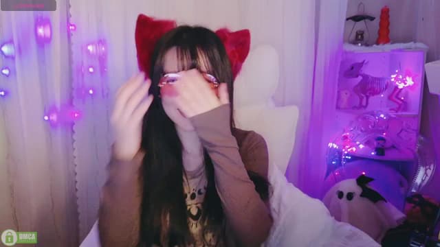 Gallery image thumbnail from meows's myfreecams stream on, 10/20/2024, 05:15 image 3 of 20
