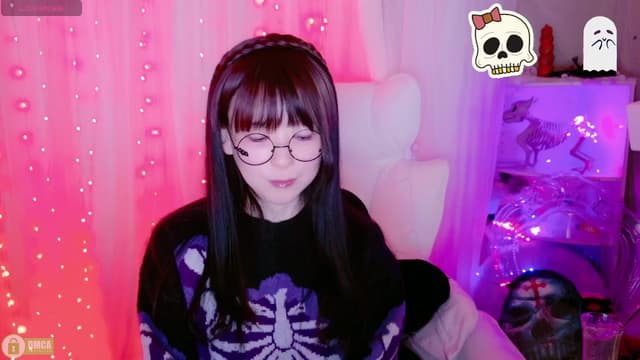 Gallery image thumbnail from meows's myfreecams stream on, 11/01/2024, 05:33 image 18 of 20
