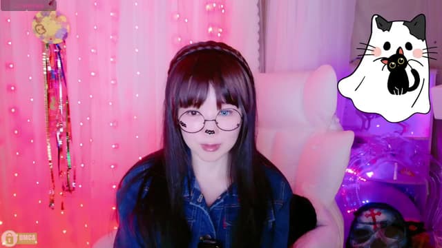 Gallery image thumbnail from meows's myfreecams stream on, 11/01/2024, 06:00 image 10 of 20