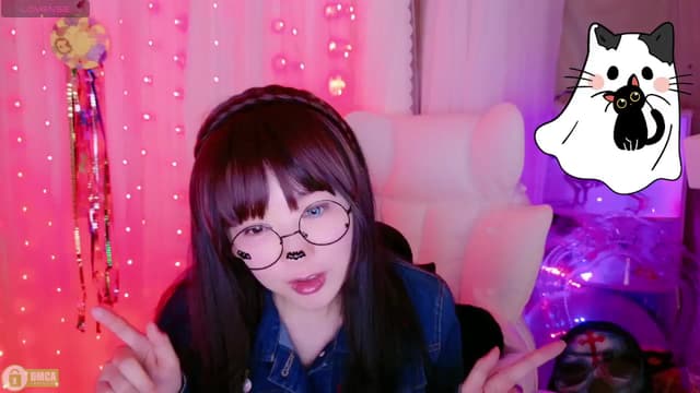 Gallery image thumbnail from meows's myfreecams stream on, 11/01/2024, 06:00 image 14 of 20
