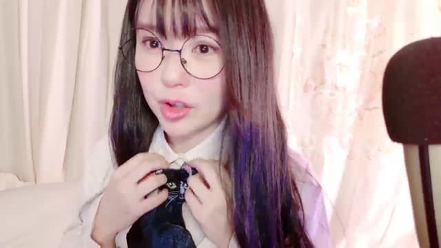Gallery image thumbnail from meows's myfreecams stream on, 11/17/2024, 08:07 image 12 of 20