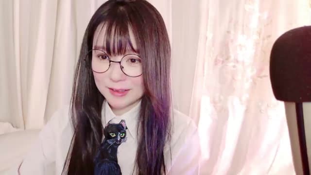 Gallery image thumbnail from meows's myfreecams stream on, 11/17/2024, 08:07 image 20 of 20