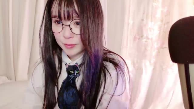 Gallery image thumbnail from meows's myfreecams stream on, 11/17/2024, 08:07 image 11 of 20