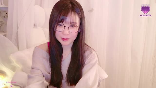 Gallery image thumbnail from meows's myfreecams stream on, 11/23/2024, 06:49 image 8 of 20