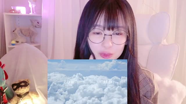 Gallery image thumbnail from meows's myfreecams stream on, 11/24/2024, 06:18 image 3 of 20