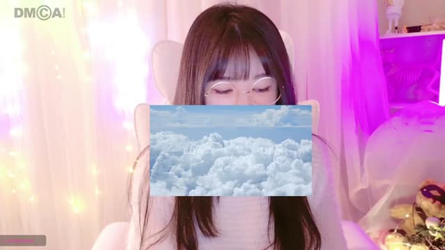 Gallery image thumbnail from meows's myfreecams stream on, 11/30/2024, 06:40 image 11 of 20