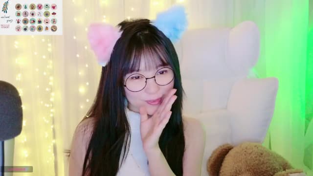 Gallery image thumbnail from meows's myfreecams stream on, 12/02/2024, 07:09 image 17 of 20