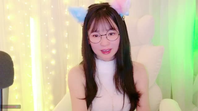 Gallery image thumbnail from meows's myfreecams stream on, 12/02/2024, 07:09 image 9 of 20
