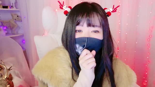 Gallery image thumbnail from meows's myfreecams stream on, 12/07/2024, 07:25 image 14 of 20