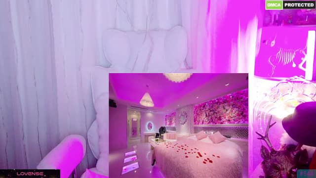 Gallery image thumbnail from meows's myfreecams stream on, 12/21/2024, 04:41 image 16 of 20