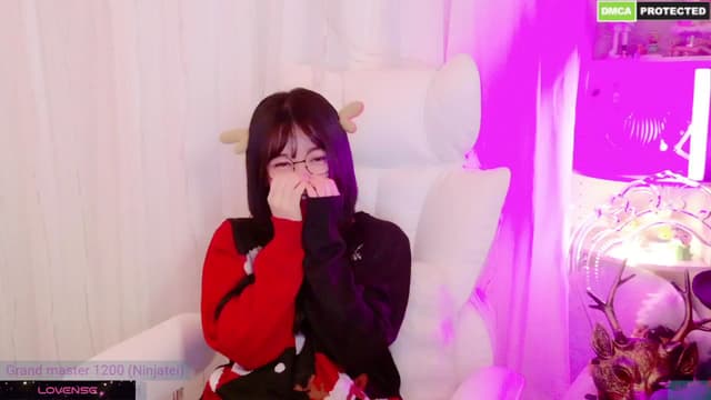 Gallery image thumbnail from meows's myfreecams stream on, 12/21/2024, 05:18 image 13 of 20