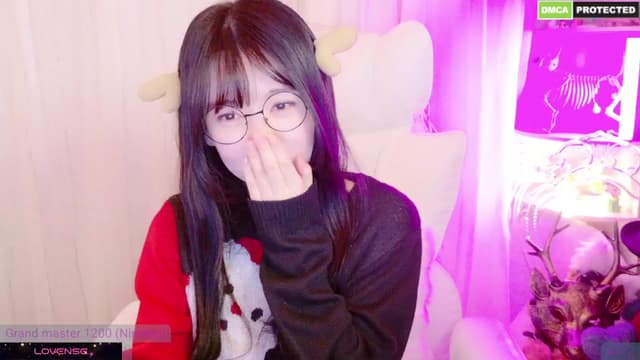Gallery image thumbnail from meows's myfreecams stream on, 12/21/2024, 05:18 image 19 of 20