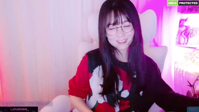 Gallery image thumbnail from meows's myfreecams stream on, 12/21/2024, 08:02 image 3 of 20