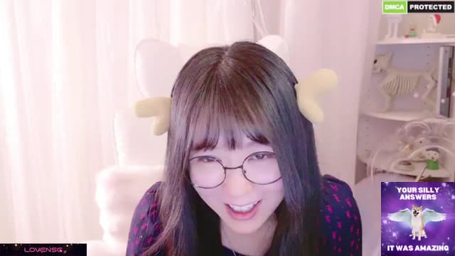 Gallery image thumbnail from meows's myfreecams stream on, 12/22/2024, 06:12 image 1 of 20
