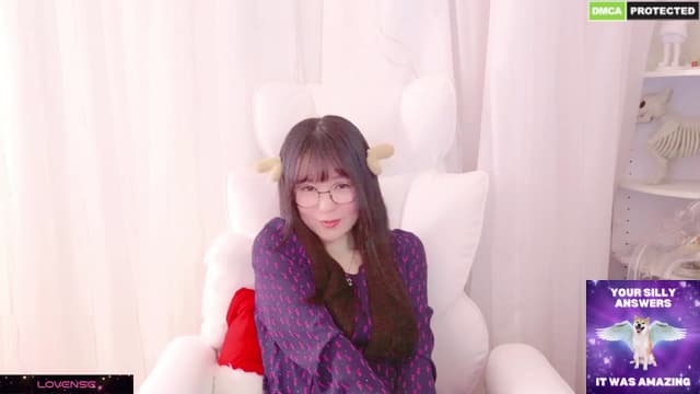 Gallery image thumbnail from meows's myfreecams stream on, 12/22/2024, 06:12 image 19 of 20
