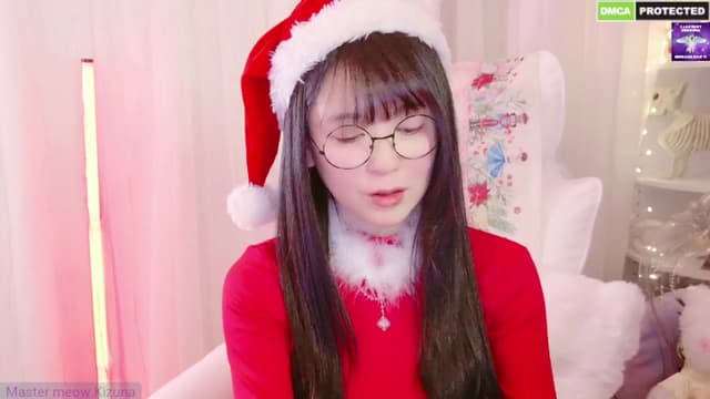 Gallery image thumbnail from meows's myfreecams stream on, 12/25/2024, 06:26 image 14 of 20