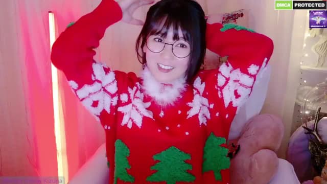 Gallery image thumbnail from meows's myfreecams stream on, 12/25/2024, 08:18 image 8 of 20