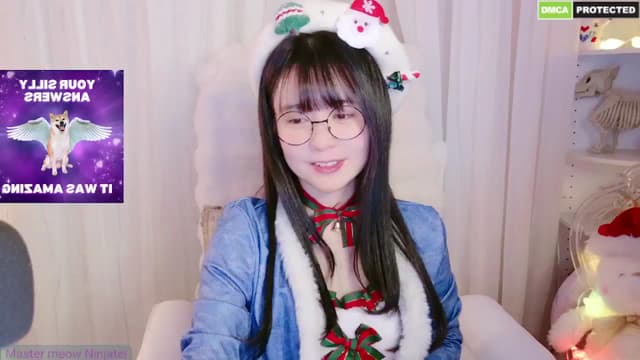Gallery image thumbnail from meows's myfreecams stream on, 12/28/2024, 05:16 image 15 of 20