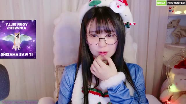Gallery image thumbnail from meows's myfreecams stream on, 12/28/2024, 05:16 image 12 of 20