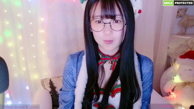 Gallery image thumbnail from meows's myfreecams stream on, 12/28/2024, 06:34 image 10 of 20