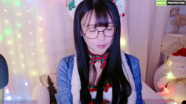 Gallery image thumbnail from meows's myfreecams stream on, 12/28/2024, 06:34 image 14 of 20
