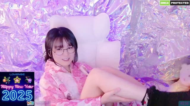 Gallery image thumbnail from meows's myfreecams stream on, 01/02/2025, 06:22 image 13 of 20