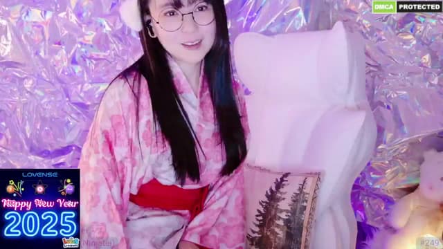 Gallery image thumbnail from meows's myfreecams stream on, 01/02/2025, 06:22 image 9 of 20