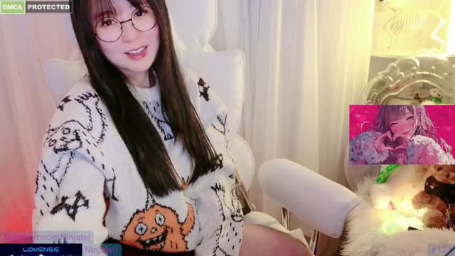 Gallery image thumbnail from meows's myfreecams stream on, 01/04/2025, 06:12 image 11 of 20