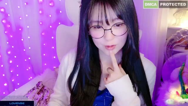 Gallery image thumbnail from meows's myfreecams stream on, 01/05/2025, 07:04 image 20 of 20