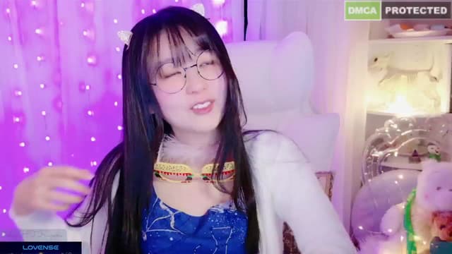 Gallery image thumbnail from meows's myfreecams stream on, 01/05/2025, 07:04 image 5 of 20