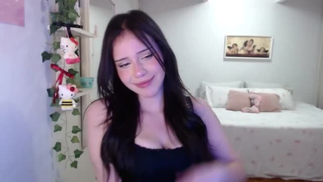 Gallery image thumbnail from nnina's myfreecams stream on, 09/01/2025, 11:37 image 9 of 20