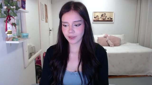 Gallery image thumbnail from nnina's myfreecams stream on, 10/19/2025, 09:03 image 13 of 20
