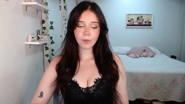 Gallery image thumbnail from nnina's myfreecams stream on, 04/29/2026, 10:27 image 6 of 20