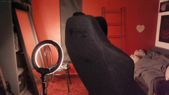 Gallery image thumbnail from nuked's myfreecams stream on, 04/02/2025, 05:07 image 7 of 20