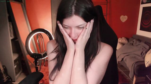 Gallery image thumbnail from nuked's myfreecams stream on, 04/02/2025, 05:07 image 13 of 20