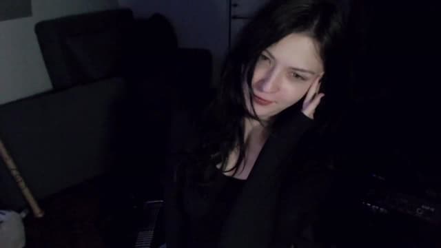 Gallery image thumbnail from room0's myfreecams stream on, 08/08/2024, 01:47 image 11 of 20