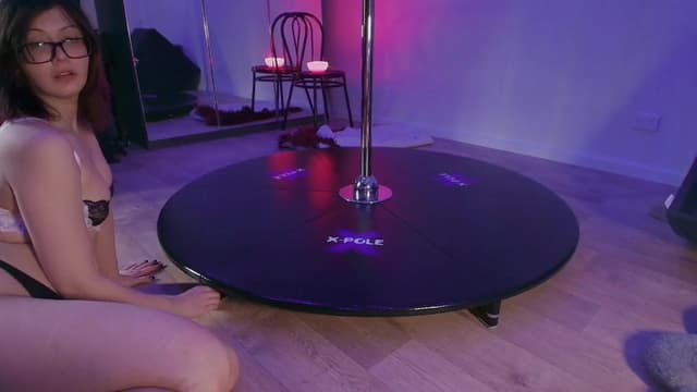 Gallery image thumbnail from room6's myfreecams stream on, 09/27/2025, 05:18 image 13 of 20