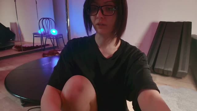 Gallery image thumbnail from room6's myfreecams stream on, 09/27/2025, 05:52 image 10 of 20