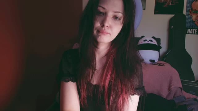 Gallery image thumbnail from roomt's myfreecams stream on, 03/09/2025, 03:00 image 16 of 20