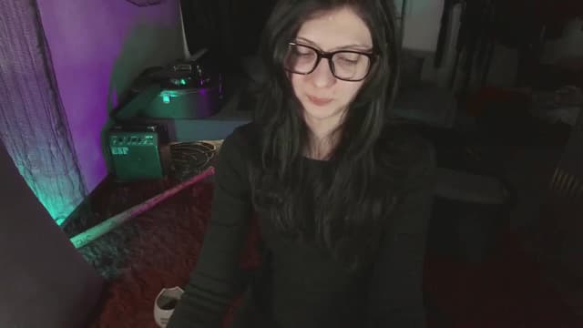 Gallery image thumbnail from snots's myfreecams stream on, 06/23/2024, 07:08 image 1 of 20