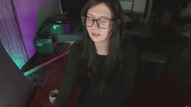 Gallery image thumbnail from snots's myfreecams stream on, 06/23/2024, 07:08 image 3 of 20