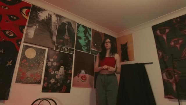 Gallery image thumbnail from snots's myfreecams stream on, 06/24/2024, 07:01 image 16 of 20