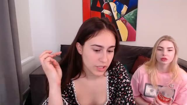 Gallery image thumbnail from ulohu's myfreecams stream on, 07/21/2024, 12:29 image 3 of 20