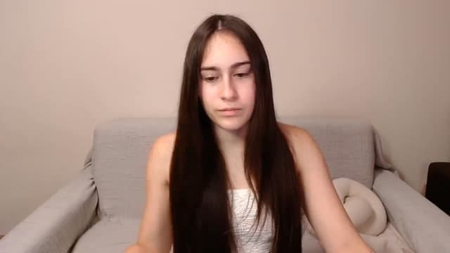 Gallery image thumbnail from ulohu's myfreecams stream on, 12/24/2024, 24:20 image 13 of 20