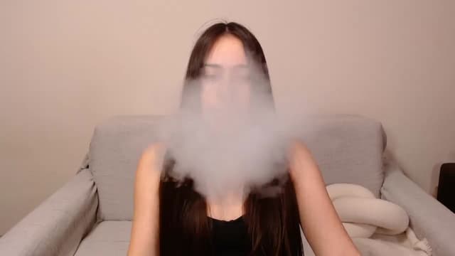 Gallery image thumbnail from ulohu's myfreecams stream on, 12/26/2024, 22:15 image 19 of 20
