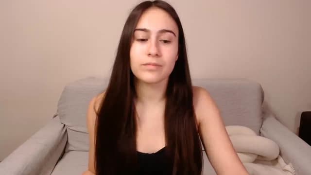 Gallery image thumbnail from ulohu's myfreecams stream on, 12/26/2024, 22:15 image 5 of 20