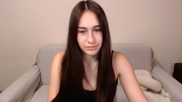 Gallery image thumbnail from ulohu's myfreecams stream on, 12/27/2024, 24:09 image 9 of 20
