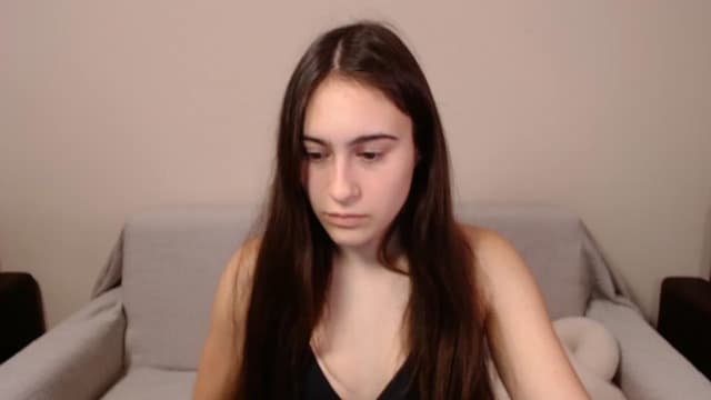 Gallery image thumbnail from ulohu's myfreecams stream on, 01/22/2025, 12:08 image 16 of 20